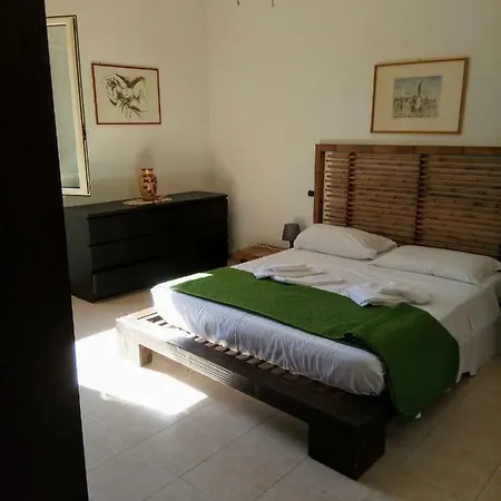 Holiday home Del Carrubo